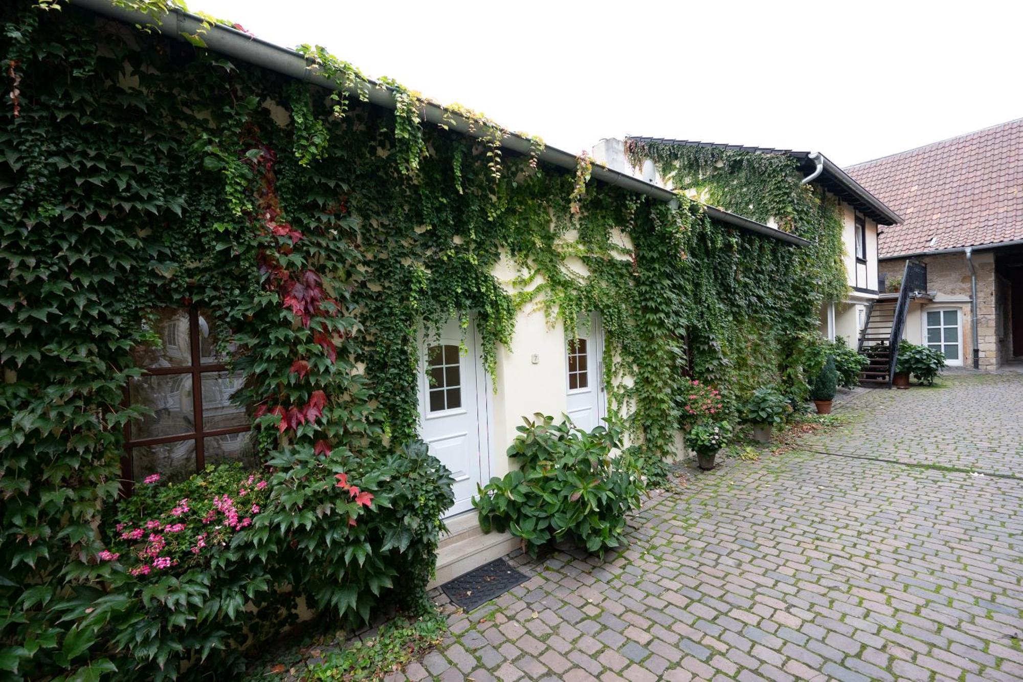 Gaestehaus & Weingut Gehrig Weisenheim am Sand Room photo